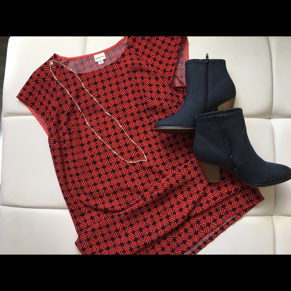 Red and navy print shift dress
